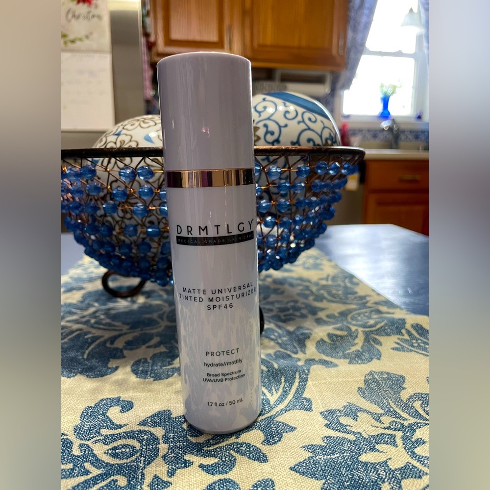 DRMTLGY Universa Tinted Moisturizer SPF 46
1.7 ounces